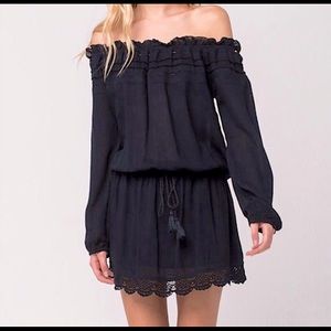 ROXY OFF THE SHOULDER BLACK DRESS LG NEW WITH TAGS